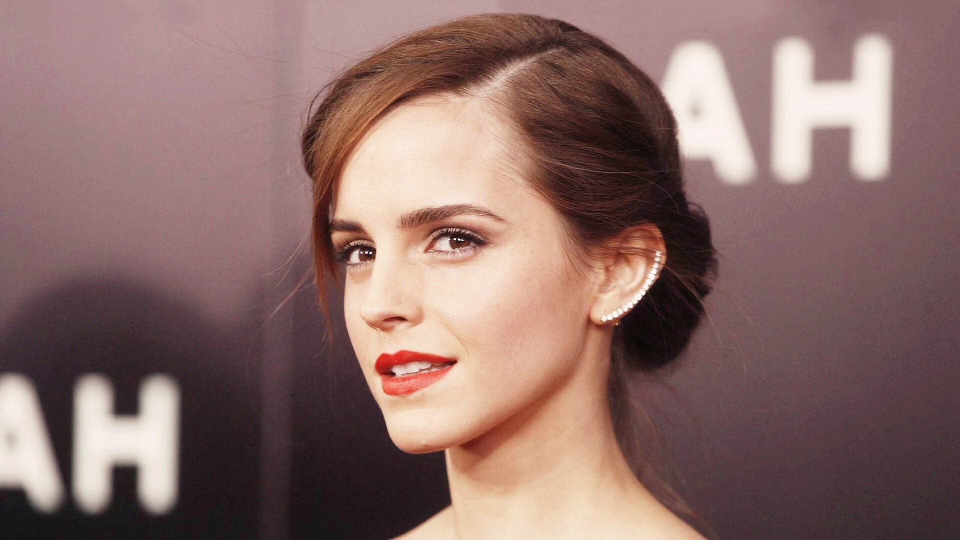 国足对抗能力与犯规数据对照，国足对线