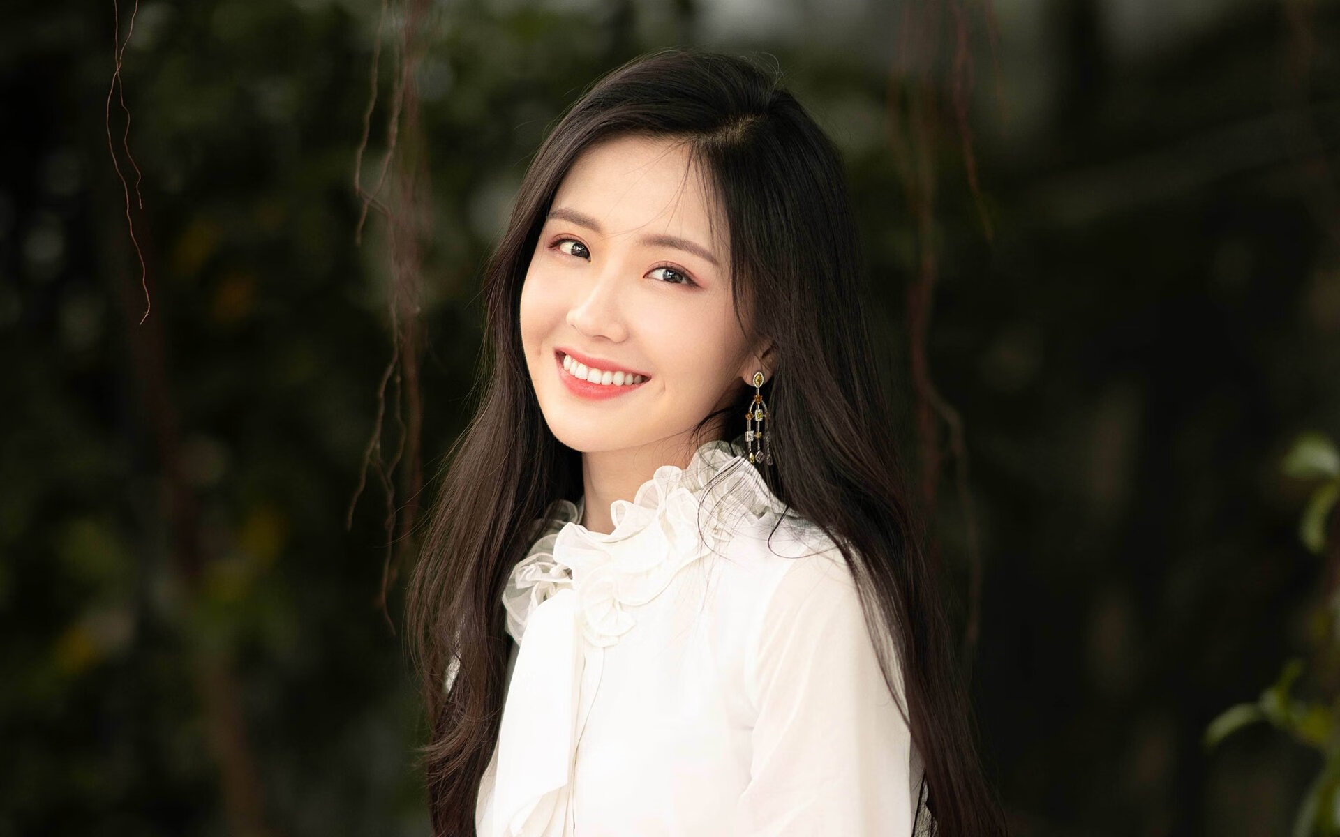 天气影响航班，比赛日程被动调整，天气航班延误会赔钱吗